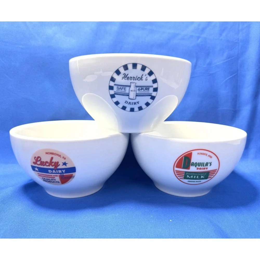 Pottery Barn Dairy Milk Advertisement Cereal Bowls Complete Set of 6 Retired